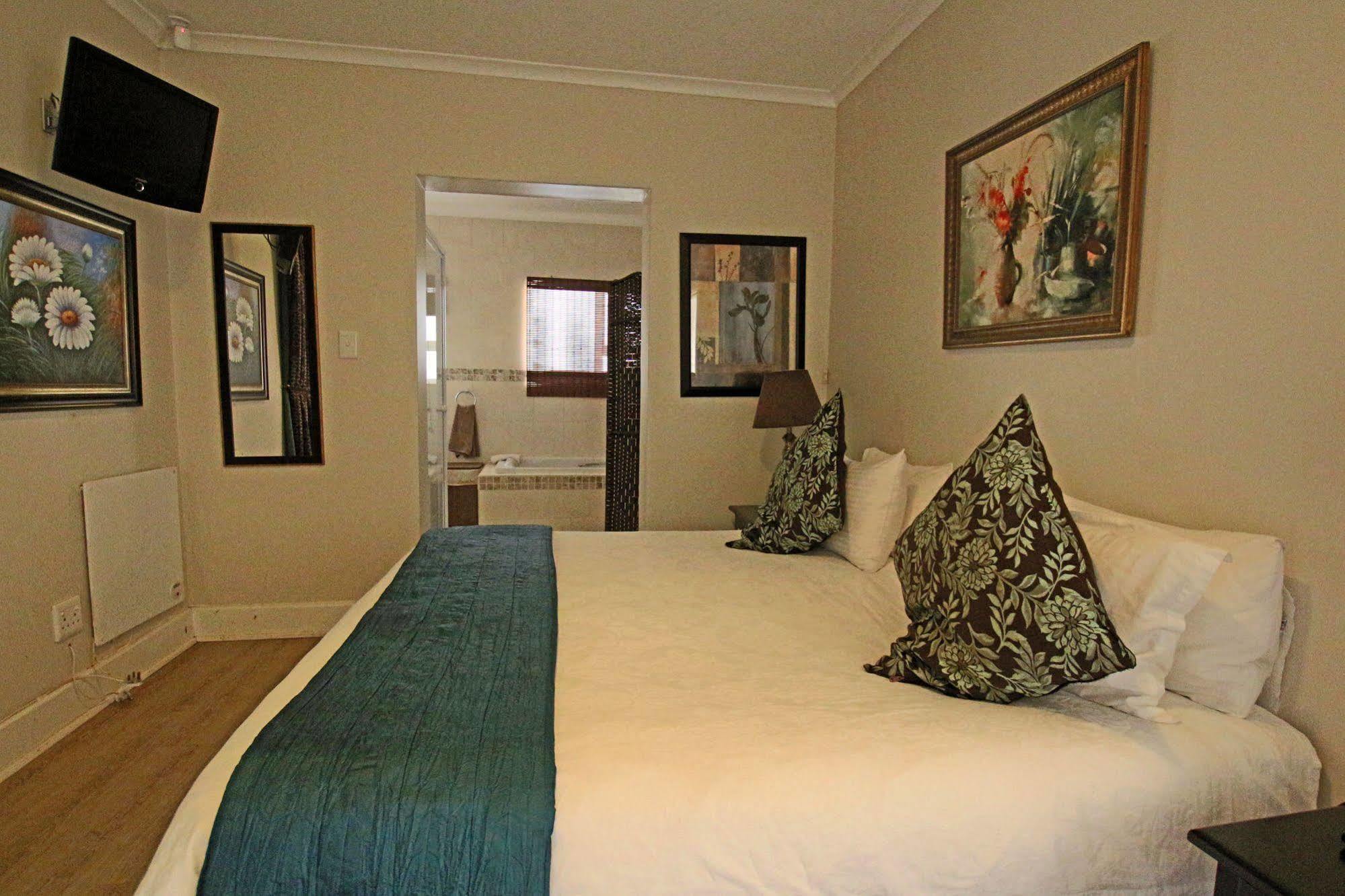 A&A Guesthouse Port Elizabeth Bagian luar foto