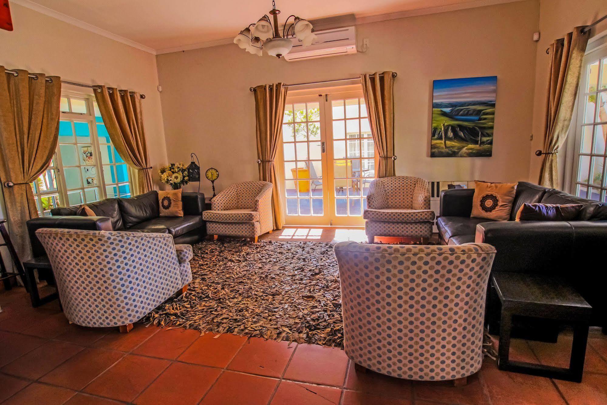 A&A Guesthouse Port Elizabeth Bagian luar foto